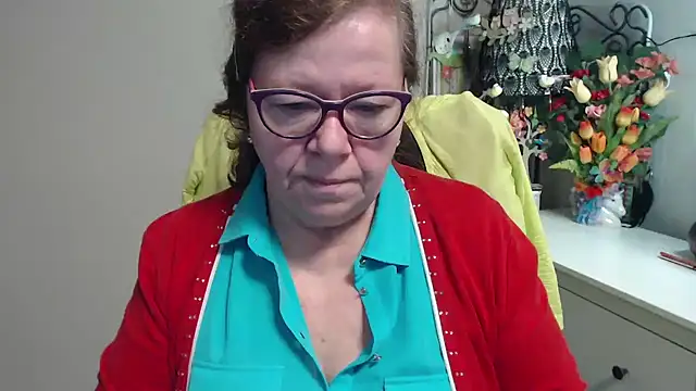 Adelewildx online show from March 26, 3:49 am