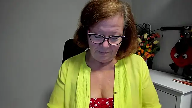 Adelewildx online show from July 16, 3:36 am