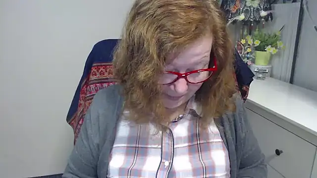 Adelewildx online show from October 22, 3:17 am