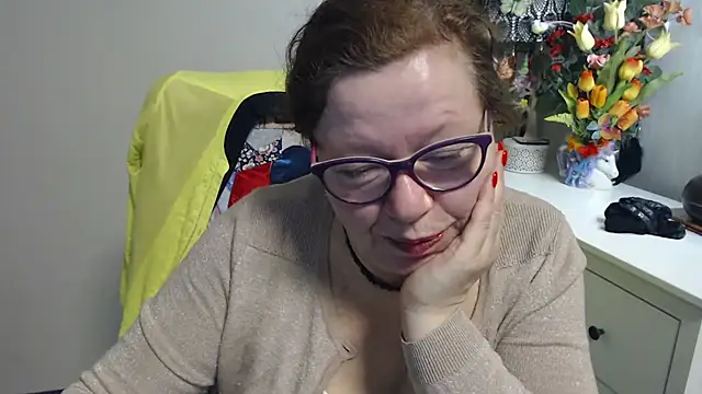 Adelewildx online show from February 23, 4:58 am