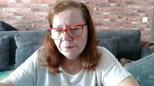 Adelewildx online show from March 14, 11:27 am