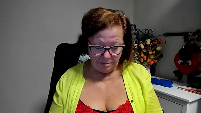 Adelewildx online show from July 20, 3:36 am