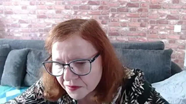 Adelewildx online show from October 10, 11:00 am