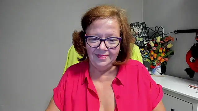 Adelewildx online show from July 7, 6:47 am