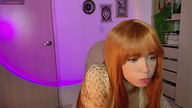 Snapshot of YourKatt chatting on June 27, 1:00 am YourKatt online show from June 27, 1:00 am