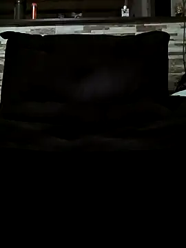 Snapshot of Latrel01 chatting on November 12, 12:04 am Latrel01 online show from November 12, 12:04 am