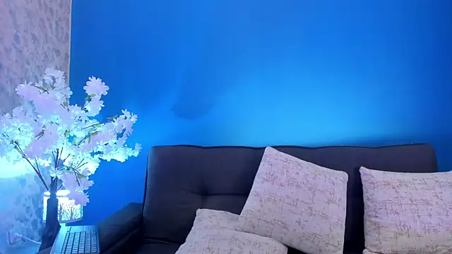 BellaMarieX online show from June 6, 12:27 am