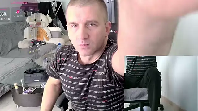 Snapshot of Maribor chatting on November 5, 1:03 pm Maribor online show from November 5, 1:03 pm