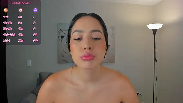 BrennaWalker online show from October 7, 9:38 pm
