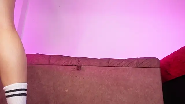 emyli sw  online show from September 18, 3:09 am