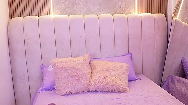 emyli sw  online show from November 27, 3:07 am