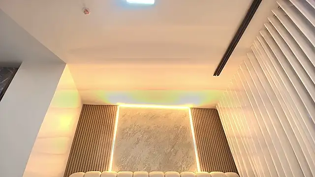 emyli sw  online show from February 27, 3:07 am