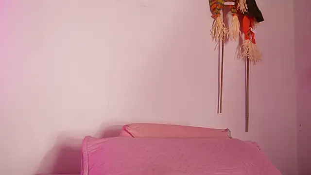 emyli sw  online show from October 22, 3:06 am