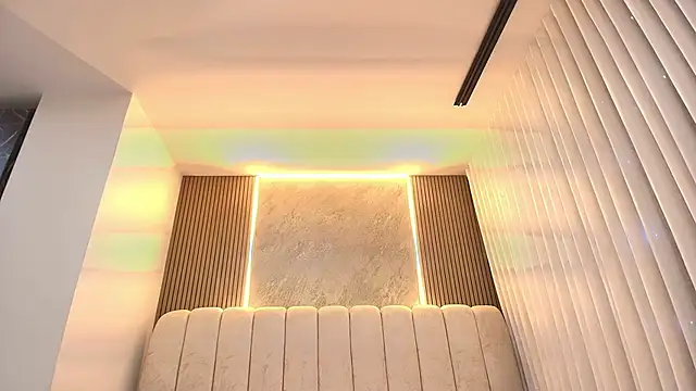 emyli sw  online show from February 24, 3:07 am