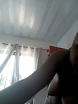 Snapshot of Sweetlolly92 chatting on November 15, 1:04 pm Sweetlolly92 online show from November 15, 1:04 pm