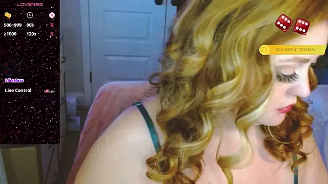 Snapshot of Cateycakes chatting on October 24, 10:58 am Cateycakes online show from October 24, 10:58 am