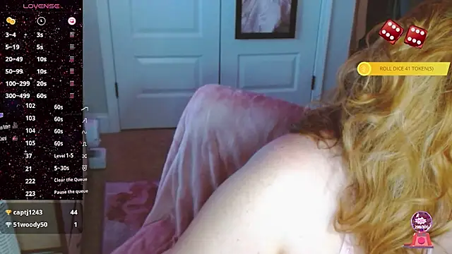 Snapshot of Cateycakes chatting on January 9, 12:17 am Cateycakes online show from January 9, 12:17 am