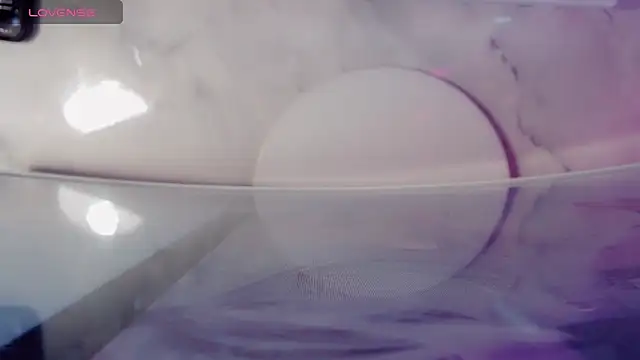 AnnieGOld  online show from March 28, 12:33 am