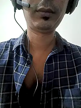 dreamtoungelick69 online show from November 14, 5:38 pm