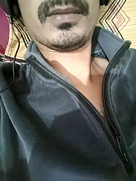 dreamtoungelick69 online show from April 7, 9:05 pm