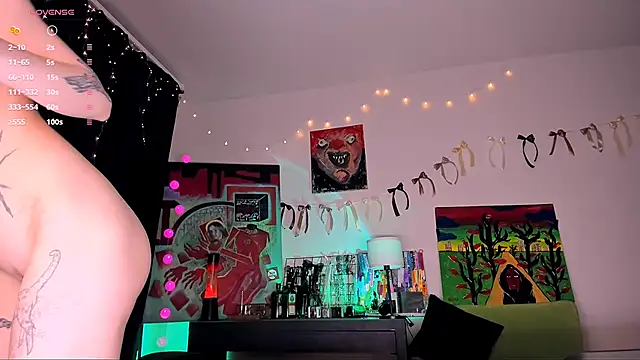 Snapshot of Felicia_Bri chatting on February 27, 5:57 pm Felicia Bri online show from February 27, 5:57 pm