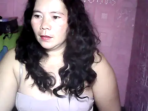 hotpusie 4u online show from November 10, 6:29 am