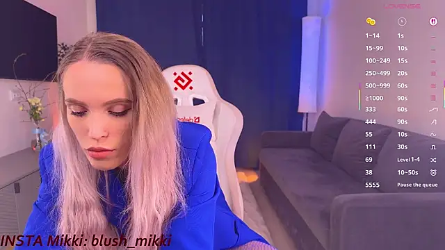 mikkixmeow online show from April 13, 11:25 am