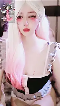 Snapshot of candy_cola chatting on February 21, 11:23 am candy cola online show from February 21, 11:23 am