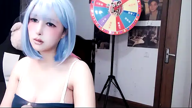 candy cola online show from February 16, 7:15 am