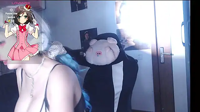 candy cola online show from October 16, 7:49 am