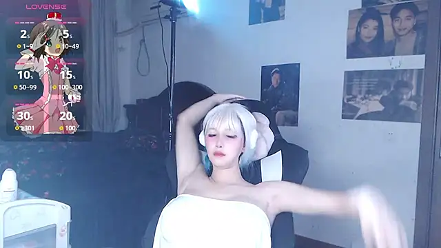 candy cola online show from October 1, 3:49 pm