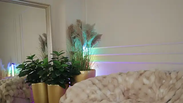 Anais Bloom online show from April 21, 1:42 am