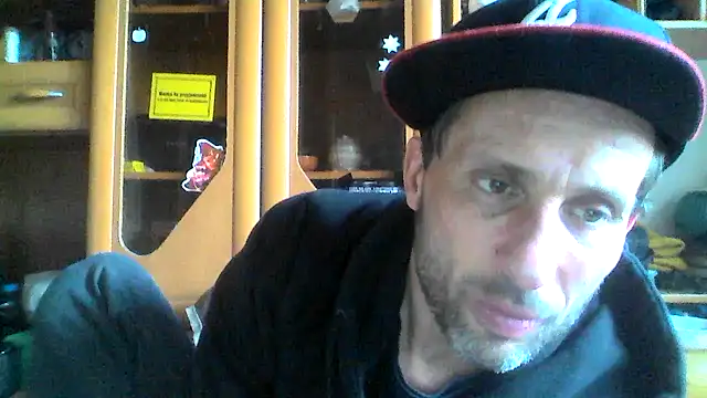 FireFox Feel online show from March 14, 8:42 am