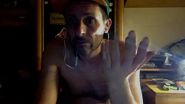 FireFox Feel online show from December 8, 2:57 am