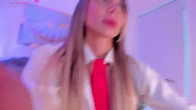 ZoePresleyX online show from October 12, 10:33 pm