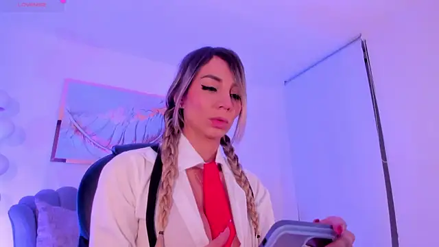 ZoePresleyX online show from October 31, 1:13 am