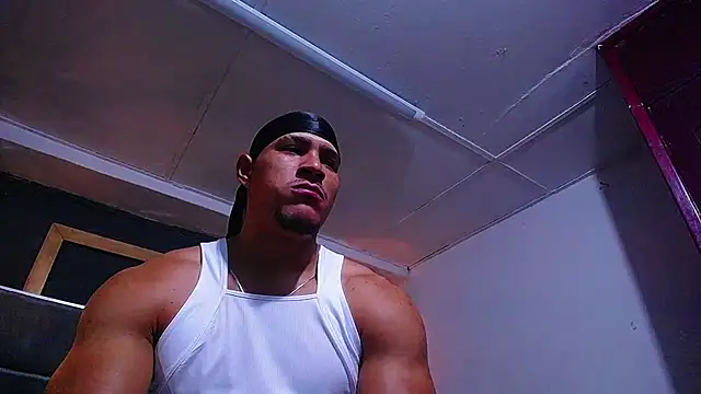 Snapshot of teddyfit19cm chatting on July 10, 1:55 pm teddyfit19cm online show from July 10, 1:55 pm