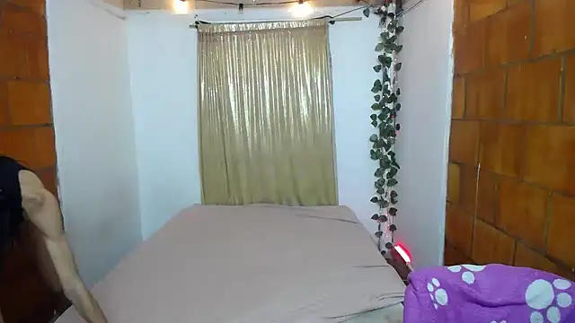 SexyKataShow online show from April 8, 2:18 pm