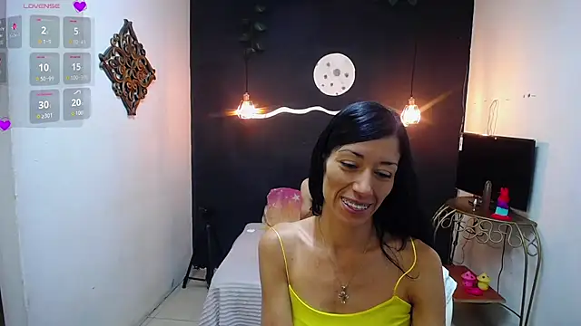 Snapshot of SexyKataShow chatting on September 25, 1:50 pm SexyKataShow online show from September 25, 1:50 pm