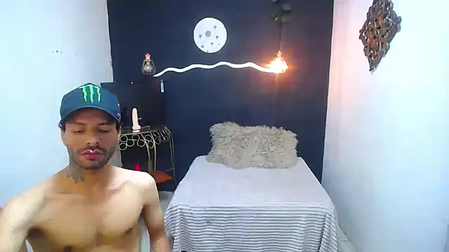 Snapshot of SexyKataShow chatting on October 18, 9:22 am SexyKataShow online show from October 18, 9:22 am
