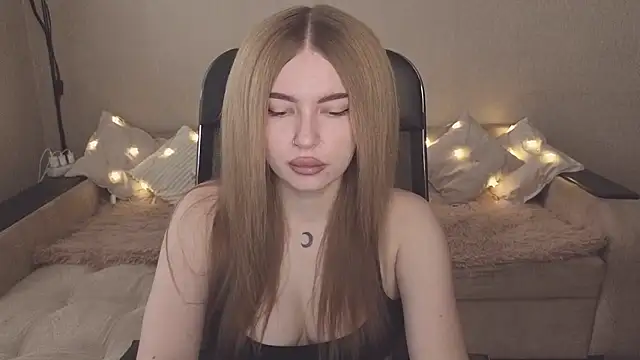 ViolettaLopez online show from October 26, 9:53 am