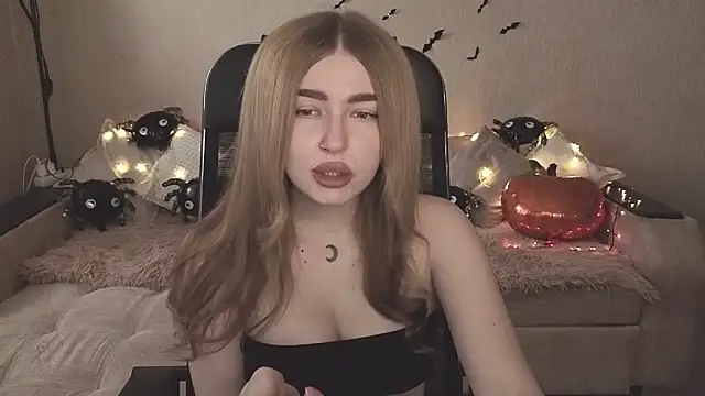 ViolettaLopez online show from October 29, 10:25 am