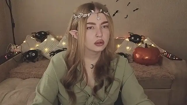 ViolettaLopez online show from October 31, 11:18 am