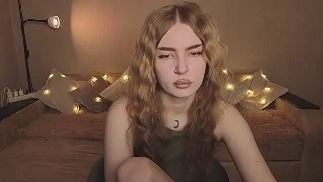 ViolettaLopez online show from February 24, 2:40 pm