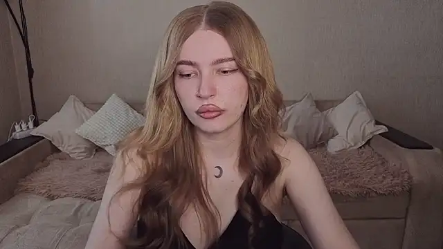 Snapshot of ViolettaLopez chatting on May 11, 2:29 pm ViolettaLopez online show from May 11, 2:29 pm