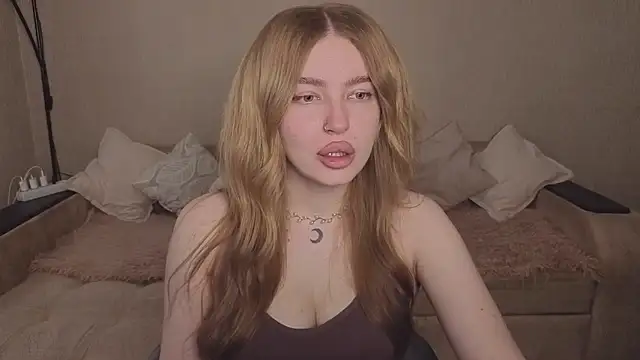 Snapshot of ViolettaLopez chatting on May 12, 3:07 pm ViolettaLopez online show from May 12, 3:07 pm