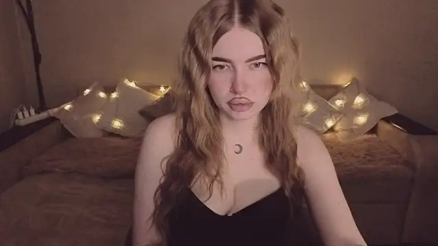 ViolettaLopez online show from March 30, 3:57 pm