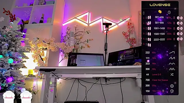 Elena-Marilyn online show from January 14, 9:07 pm