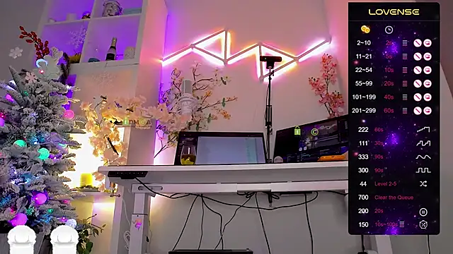 Elena-Marilyn online show from January 16, 10:25 pm