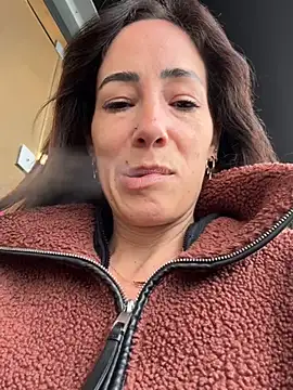 SweeetAlegra online show from February 15, 10:33 am